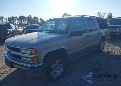 1999 Chevrolet Suburban 1500 Lt from USA, damaged, VIN 3GNFK16R8XG220001